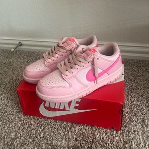 Nike Triple Pink Dunks; Size 9